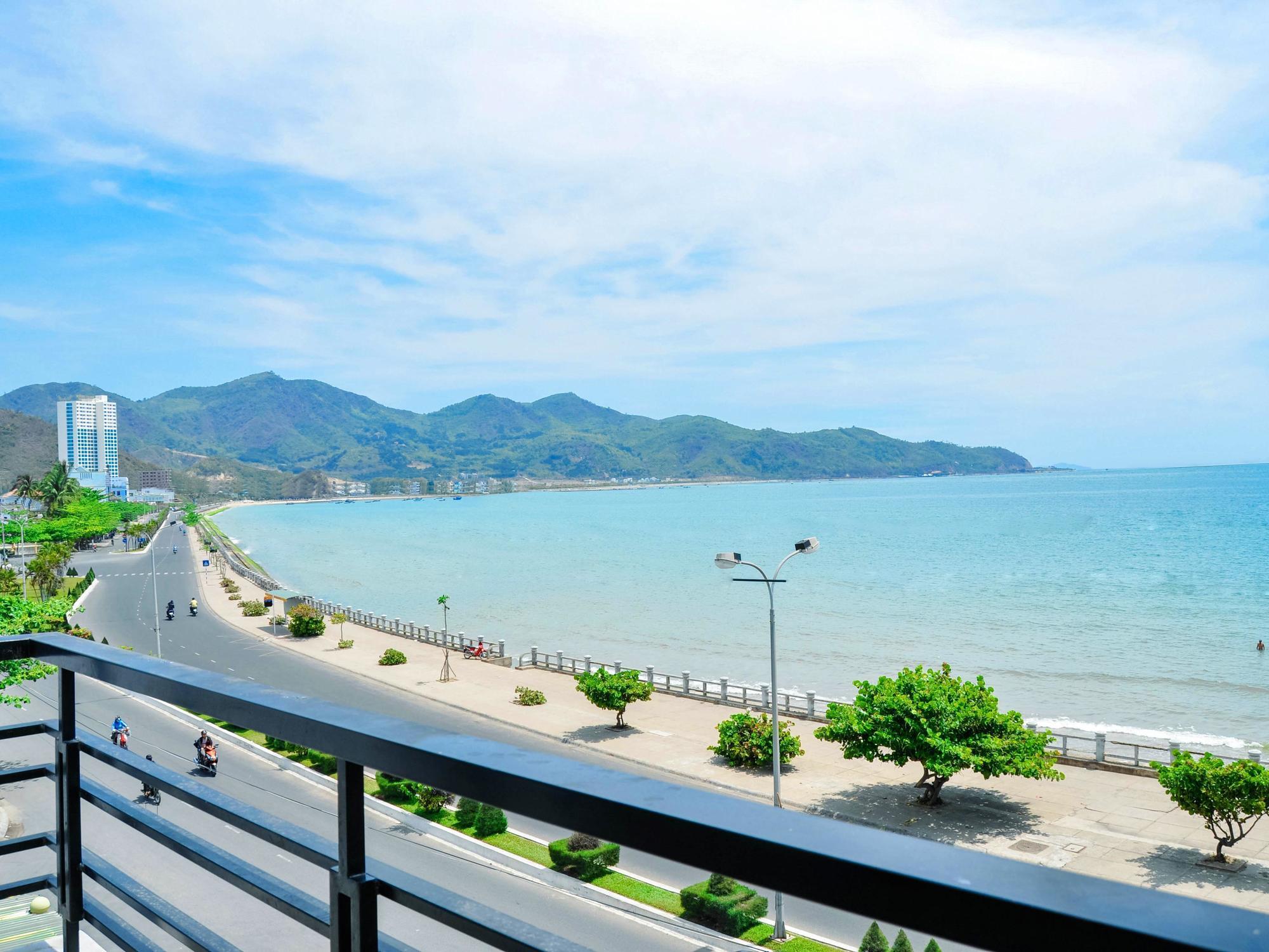 Thien Thanh Hotel - E Dragon Nha Trang Exterior foto