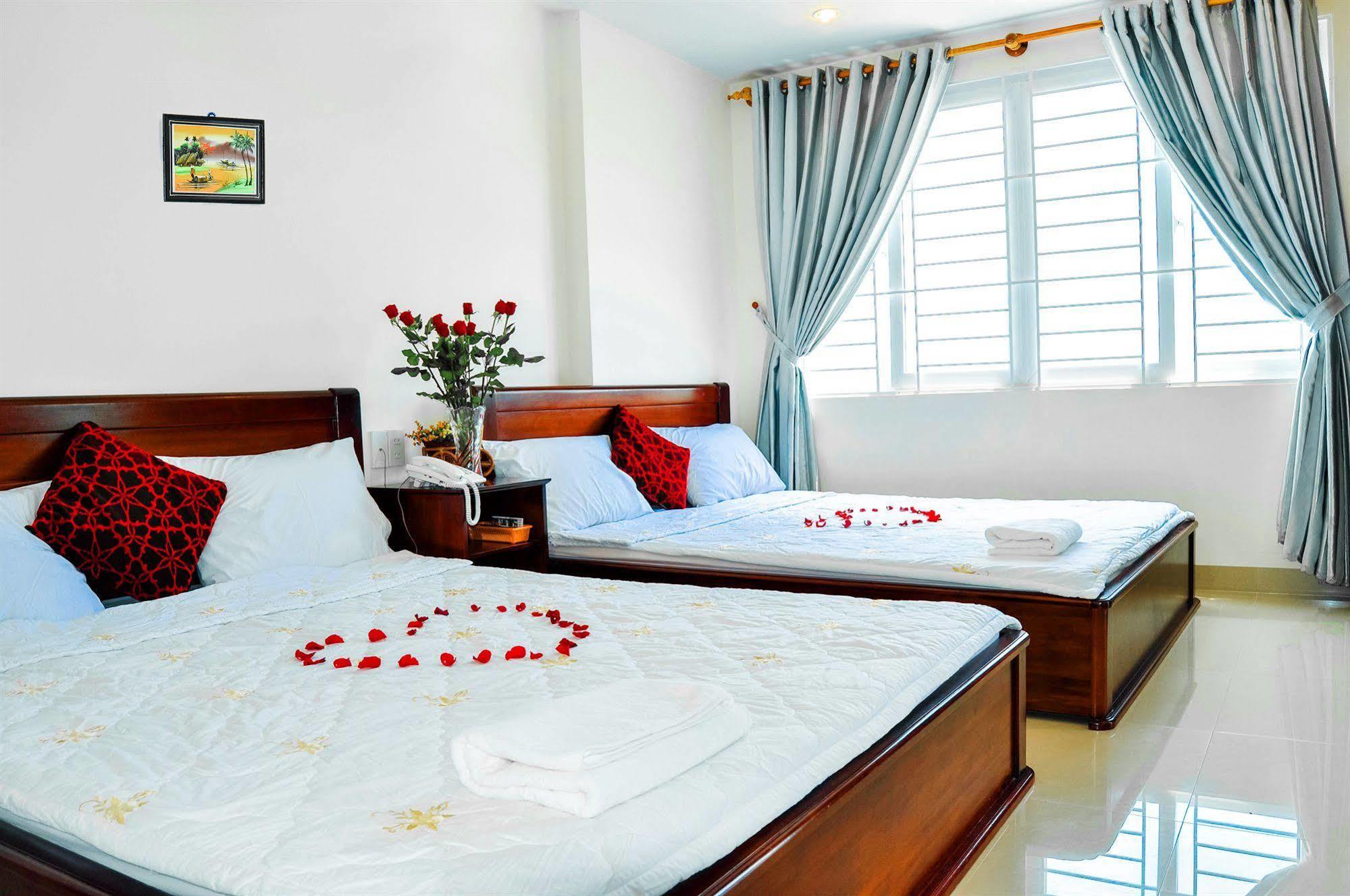 Thien Thanh Hotel - E Dragon Nha Trang Exterior foto